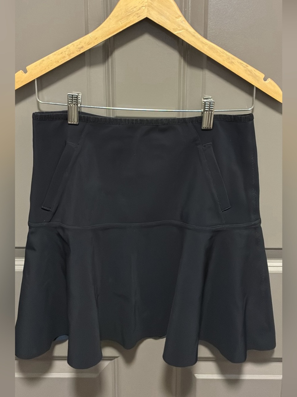 lululemon athletica Black Circle Skater Skirt